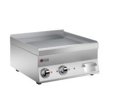 Elektrisk stekhäll BARON 6NFT/E603L med slät stekplatta i AISI430 stål, 600x600mm, 7,8kW