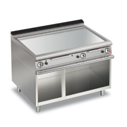 Gas stekhäll BARON Q70FTTV/G1203 med slät stekplatta i AISI430, på öppet stativ, 1200x700mm, 19,5kW