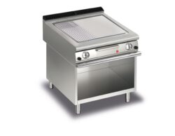 Elektrisk stekhäll BARON Q70SFTTV/G825 med slät & 1/3 räfflad kromat stekplatta, på öppet stativ, 800x700mm, 12kW