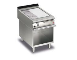 Gas stekhäll BARON Q70SFTTV/G623 med slät & 1/3 räfflad stekplatta i AISI430, på öppet stativ, 600x700mm, 9kW