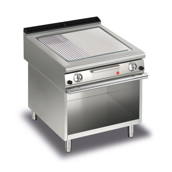 Gas stekhäll BARON Q90SFTV/G823 med slät & 1/3 räfflad stekplatta, i AISI430 stål, på öppet stativ, 800x900mm, 14kW