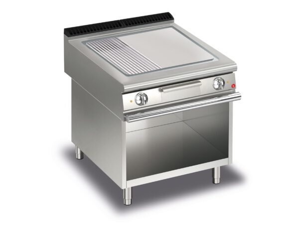 Elektrisk stekhäll BARON Q90SFTV/E825 med slät & 1/3 räfflat kromat stekplatta, på öppet stativ, 800x900mm, 15kW