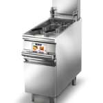 Gas fritös BARON EVO Q90FREV/G423A, Elektronisk Kontroll, Automatisk korglyft, 1x23 liter, inkl 1st korg, med underskåp, 400x900mm, 25kW