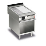 Elektrisk stekhäll BARON QT90SFTV/E625-T4W med slät & 1/3 räfflat kromat stekplatta, på öppet stativ, 600x900mm, 10,5kW, Touchscreen